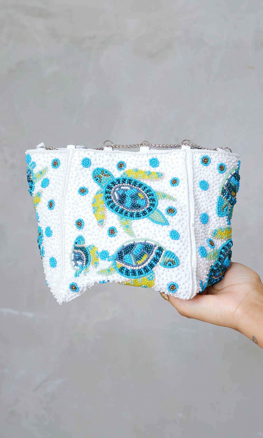 What is a Bucket Bag? Comprehensive Details Cutely Covered