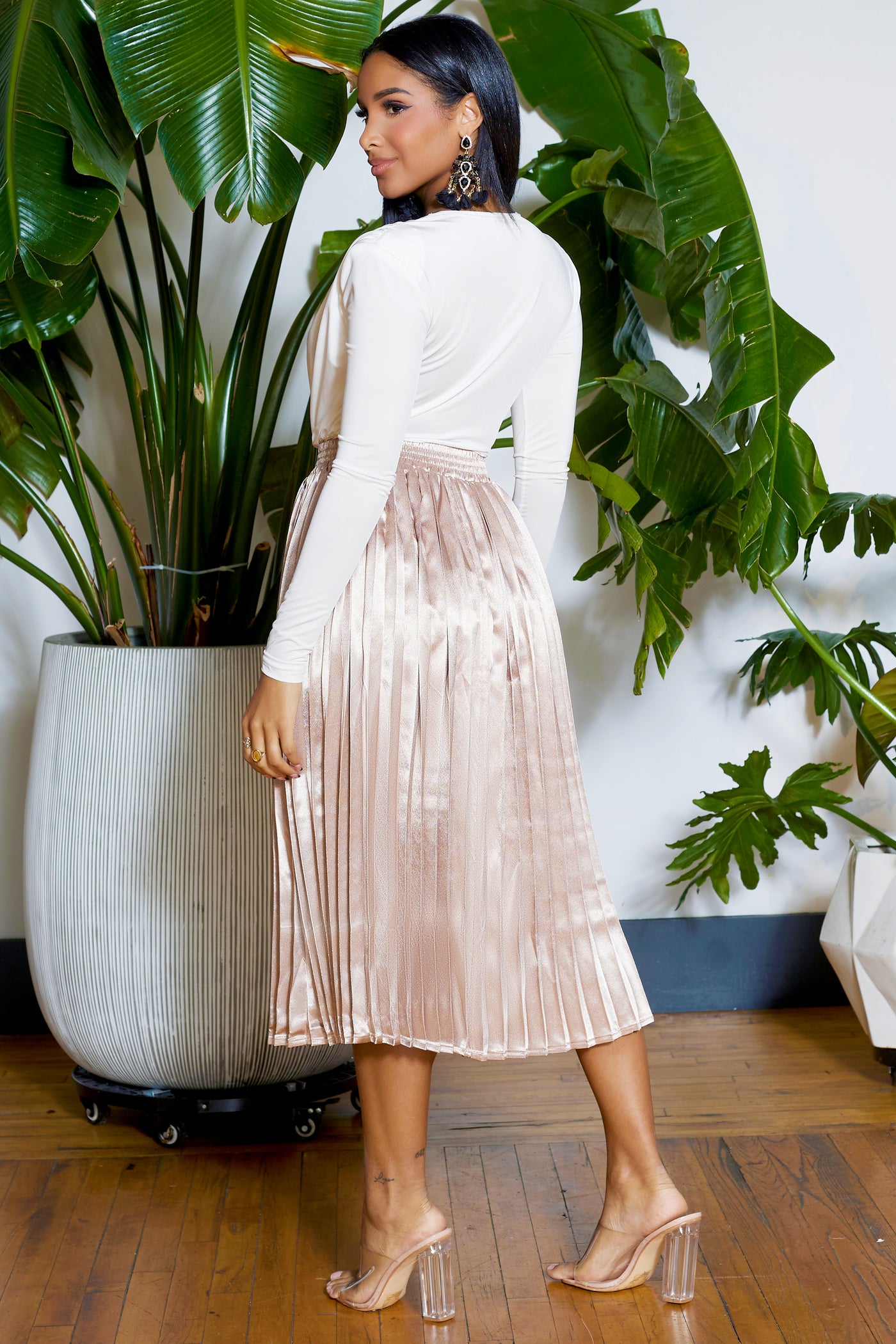 Oh So Pretty Perfect Pleated Skirt- Mocha - Cutely Covered