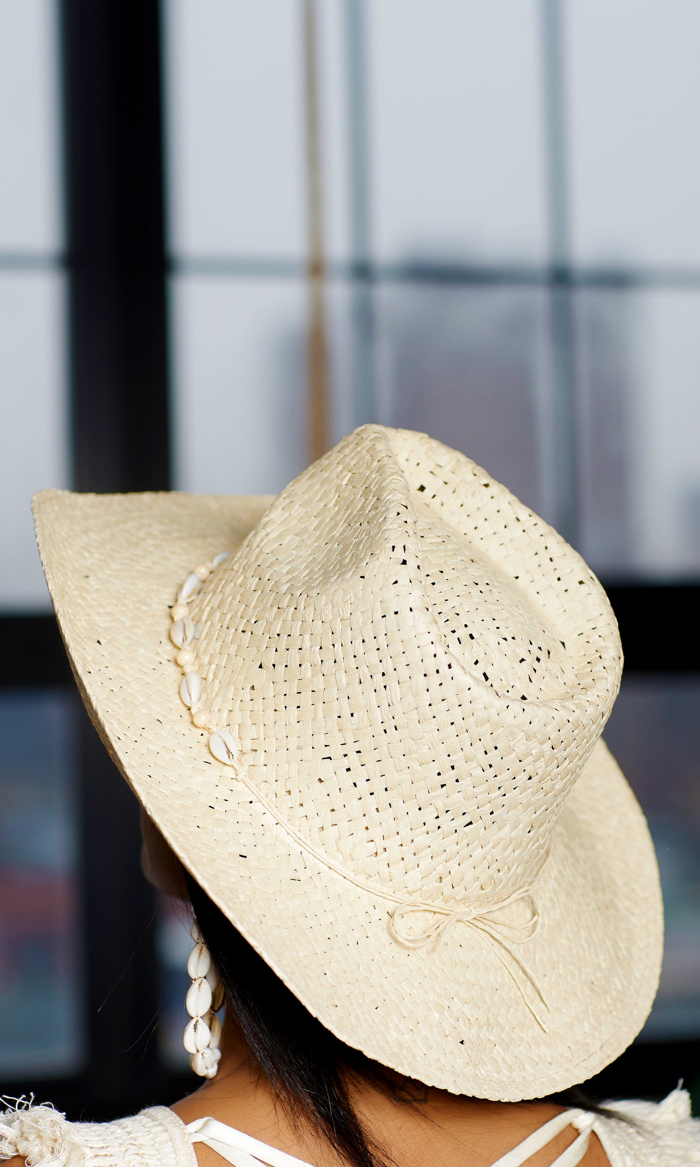 Shell Band Straw Fedora - Tan - Cutely Covered