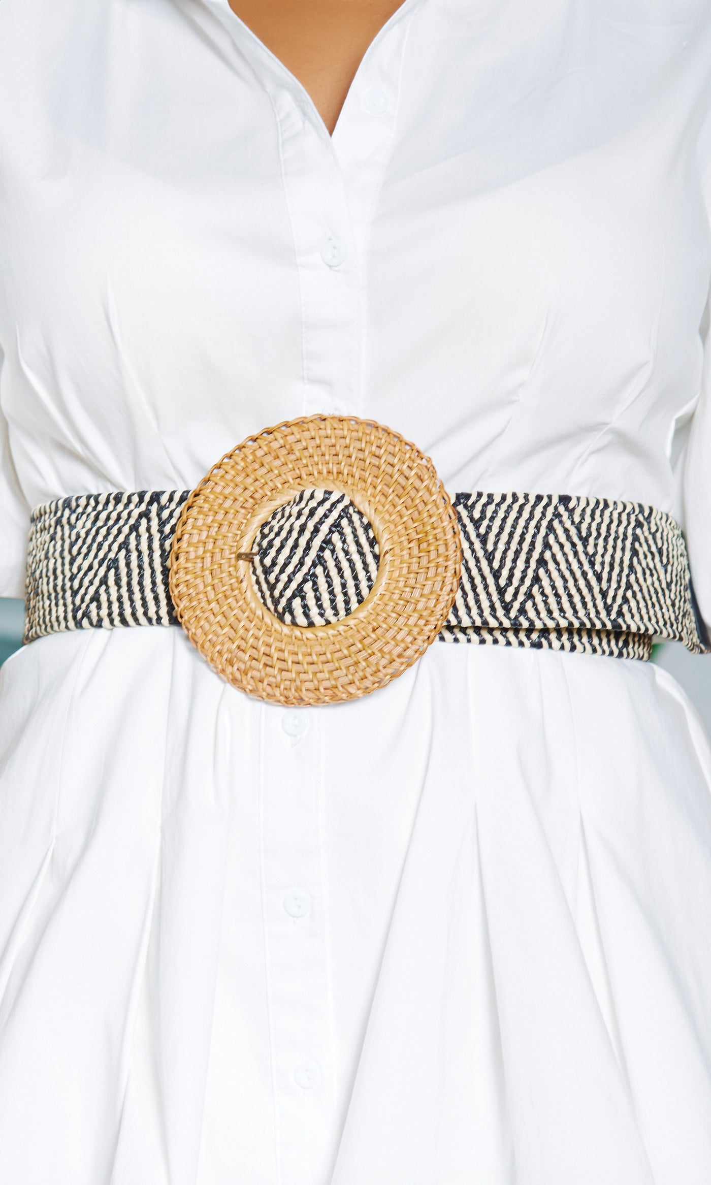 Elegant Contrast Belt with Circle Buckle - Cutely Covered
