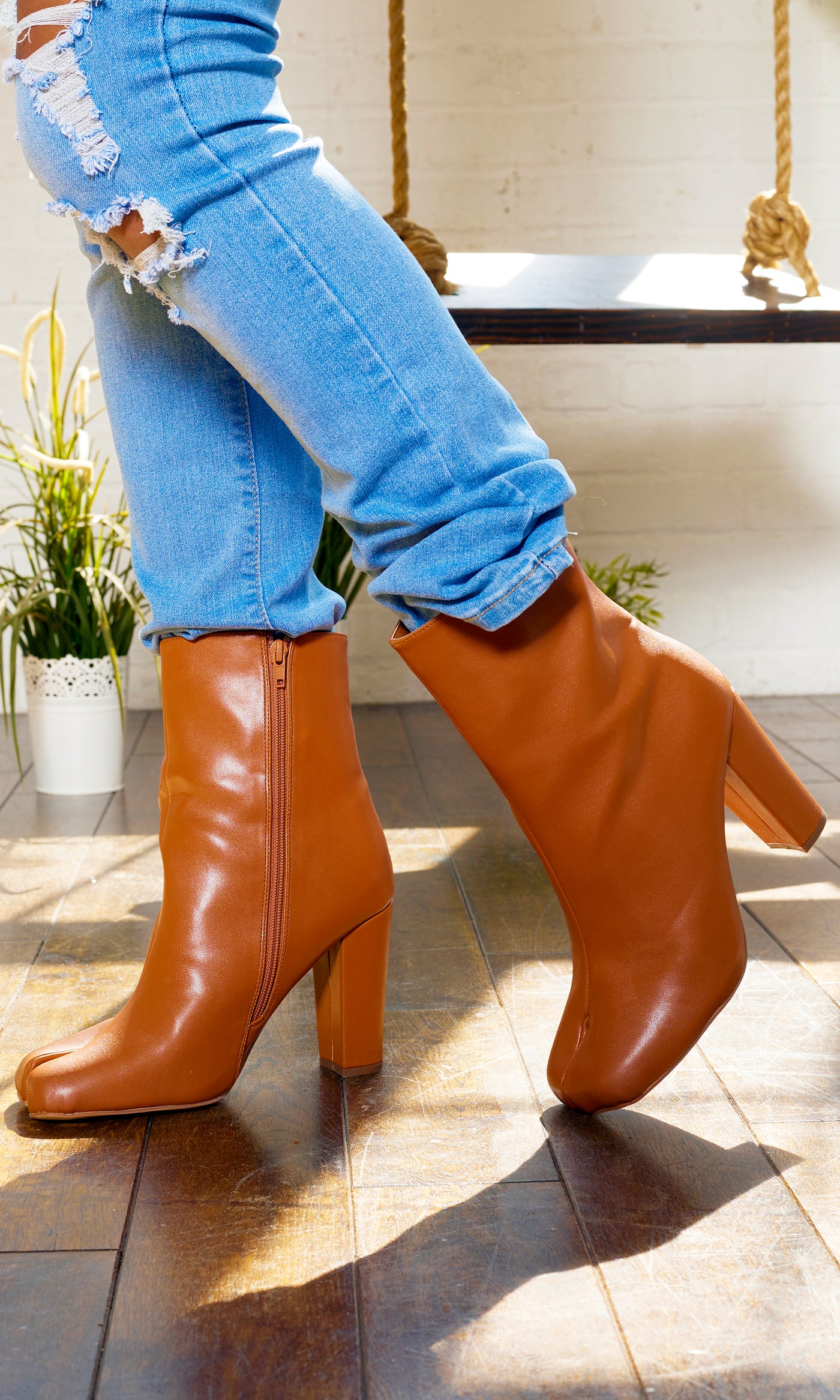 Order My Steps Boots | Camel - Cutely Covered