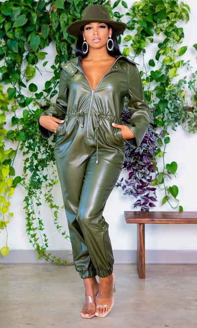 Not All Talk Jumpsuit | Forest Green FINAL SALE - Cutely Covered