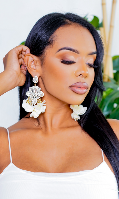Chandelier Petals Earrings - White - Cutely Covered